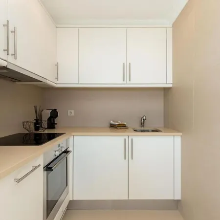 Snazzy Varandas Do Castelo One Bedroom With Sea View Sleeps 2persons * البوفيرا