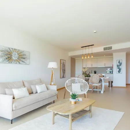 Apartment Snazzy Varandas Do Castelo One Bedroom With Sea View Sleeps 2persons
